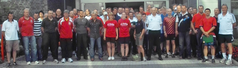Teilnehmer und Referenten des Jugendtrainer Kongresses 2009