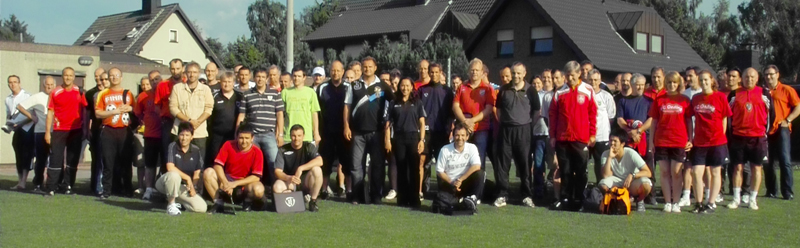 Teilnehmer und Referenten des Jugendtrainer Kongresses 2009