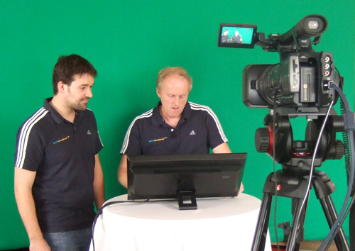 Ralf Peter und Oliver Schreiner checken die Technik zum Seminar Positionstraining