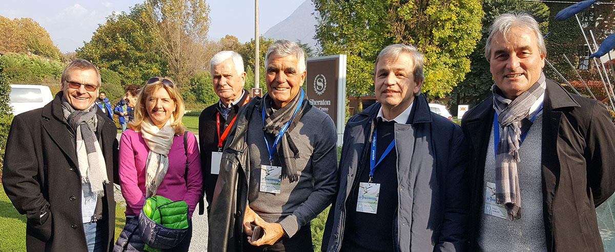 v.l. Jürgen und Bärbel Zinsmeister (Tactifol), Lutz Hangartner (Präsident BDFL), Frank Engel (DFB), Gerd Thissen (BDFL Delegierter), Peter Schreiner (IFJ96/ESS)