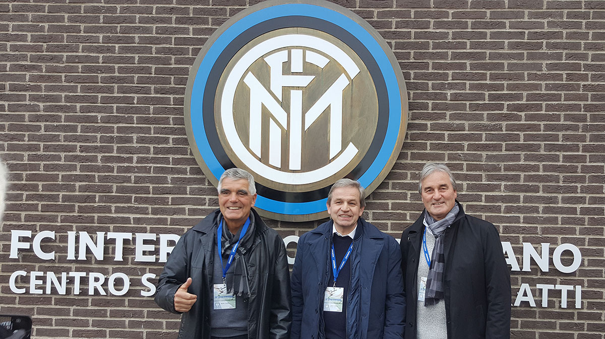 Besuch einer Trainingseinheit im Trainingszentrum von Inter Mailand (Frank Engel, Gerd Thissen und Peter Schreiner)