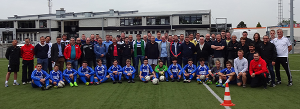 2. Internationalen Trainerkongress in Ostbelgien - Teilnehmer, Organisationsteam und Steven Turek und Peter Schreiner
