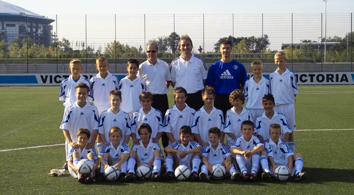 Horst Wein and Peter Schreiner in 2004 - filming days at FC Schalke 04 for the DVD „Die Entwicklung der Spielintelligenz im Fußball".