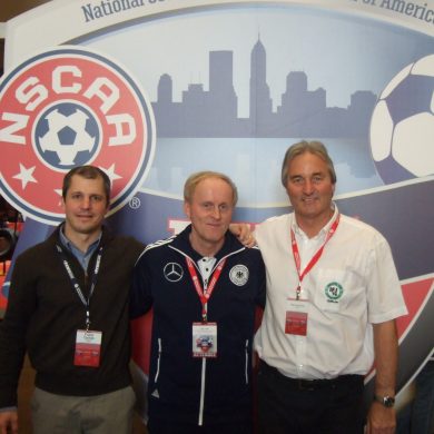 Peter Schreiner (IFJ 96), Ralf Peter (DFB) und Frank Tschan (NSCAA)